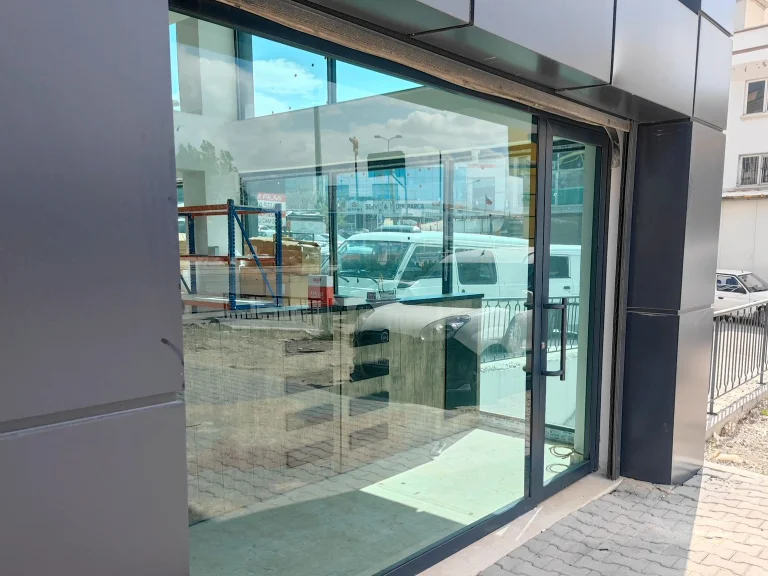 Ankara Çukurambar'da Alüminyum Doğrama Konforu: ŞEN PEN Alüminyum