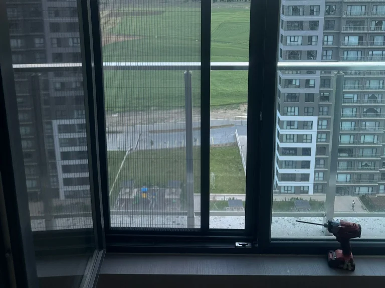 Şen Pen PVC Cam Balkon: Ümitköy'de Kedi Tülü Sineklik İmalatı, Satış ve Montaj Hizmetleri